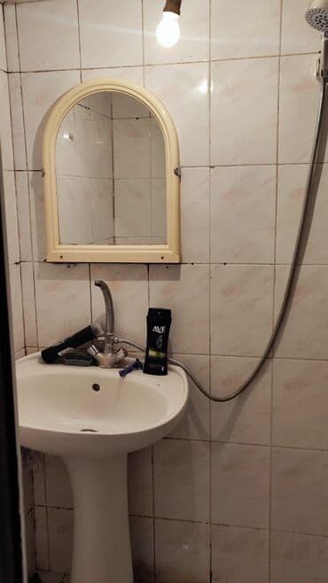 otaq yoldaşı qız: Salam təcili otaq yoldaşı axtarılır oğlan yas həddi 27 uzağı tələbə — 3