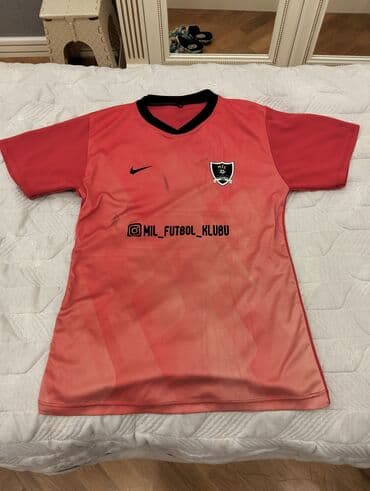 futbol koynəyi: Futbolka, Nike, rəng - Qırmızı — 2