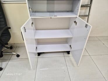 Stend vitrinləri: Şüşəli dolab vitrini — 2