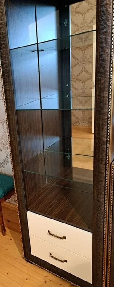 həzi aslanov obyekt icare: Şüşəli dolab vitrini — 2