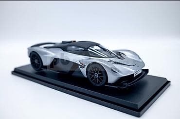 cd disk: Maisto brendindən kolleksiya üçün die-cast avtomobil modelləri — 2