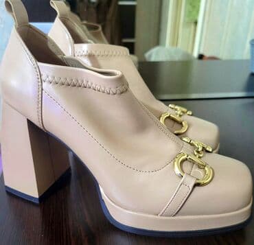 зеленые туфли: Туфли, Размер: 38, цвет - Бежевый, Б/у — 2