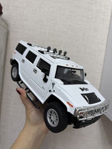 Velosiped aksesuarları: Hummer H2 oyuncağı – iri ölçülü, detal zəngin model avtomobil.Super — 1