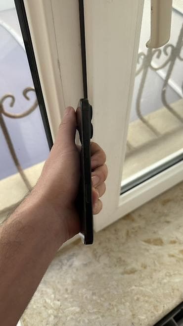 appl: IPhone 16 Pro, 256 GB, Blue Titanium, Zəmanət, Simsiz şarj, Face ID — 5