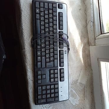 ipad planşet: HP masaüstü kompüter dəsti Komplekt: - HP sistem bloku (ATX korpus — 3