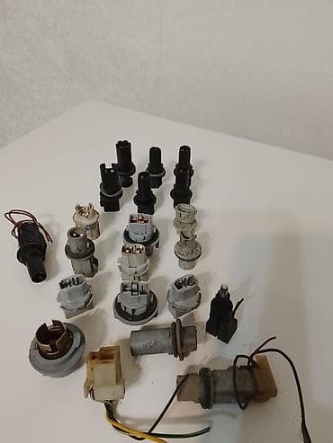 ambians işıq: Məhsul: Avtomobil işıqları üçün müxtəlif patronlar və ştekerlər dəsti — 3