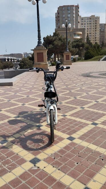 hoverboard qiymeti bakida: Yeni Elektrik samokat > 12", 501 - 750 Vt, 26 - 35 km/s, Ünvandan götürmə — 2