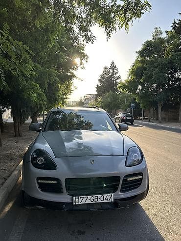 Porsche Cayenne: 3.2 л | 2005 г. 312985 км Внедорожник — 1