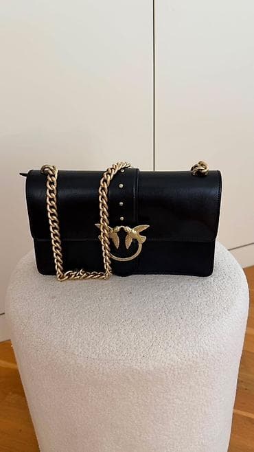 Qara dəri çiyin çantası – PINKO Love seriyası 2defe istifade olunub at lalafo.az Qara dəri çiyin çantası – PINKO Love seriyası 2defe istifade olunub