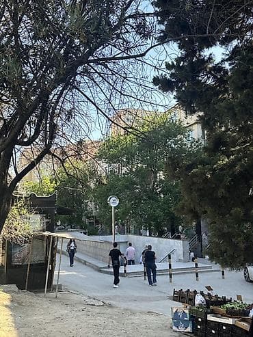 kirayə ev quba: 4 otaqlı, Yeni tikili, m. Memar Əcəmi, 165 kv. m — 2