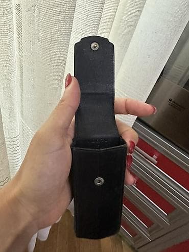 Dəri telefon kılıfı/üzlük - Material: qara rəngli, möhkəm dəridən -