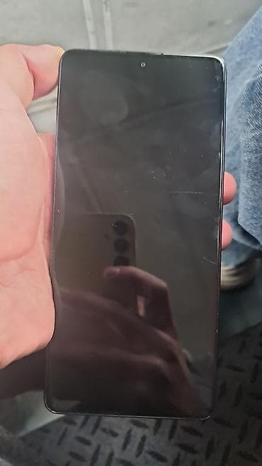 honor 40 pro: Poco M6 Pro, rəng - Gümüşü, Sensor — 2