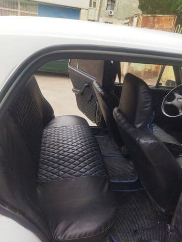 ваза напольная стеклянная высокая без узора: ВАЗ (ЛАДА) 2106: 1.6 л | 2004 г. 25634 км Седан — 8