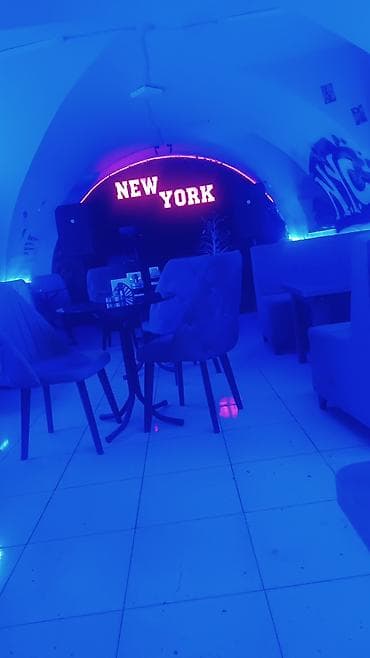 ofisiant axtarilir: Ofisiant tələb olunur — 1