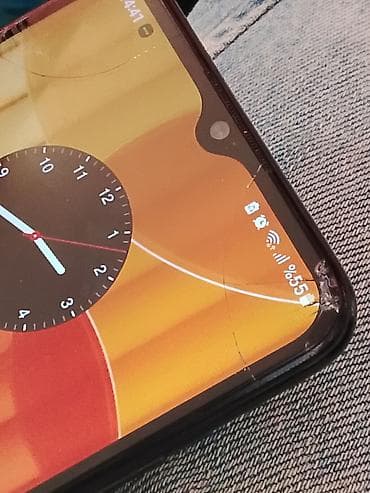 iphone 8 pus: Samsung Galaxy A03, 64 GB, rəng - Qara, Qırıq — 2