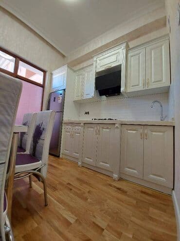 sabunçu qəsəbəsində evlər: Sumqayitda 9 cu mikrarayonda kristal abseronda 3 mertebeli binanın — 8