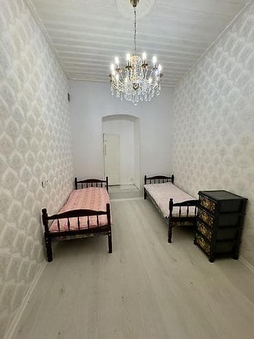 xetai park ev satilir: Bakı, 2 otaqlı, Köhnə tikili, m. İçərişəhər, 33 kv. m — 2