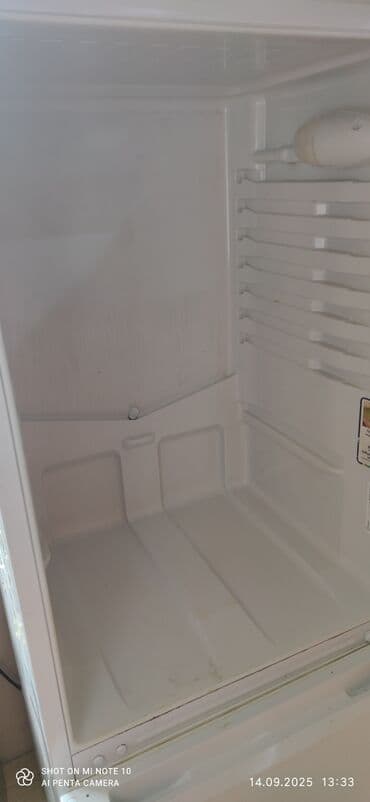 defrost soyuducu: İndesit soyuducu - Rəng: ağ - Üstdən soyuducu bölmə, altda dondurucu — 2