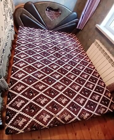 işlənmiş taxtalar: İşlənmiş, İkinəfərlik çarpayı — 1