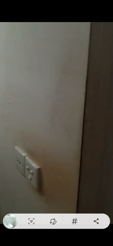 daskesende kiraye evler: Saray postunu keçəndən 200 m Bakıya tərəf, içəri yoldan 400 m məsafədə — 9