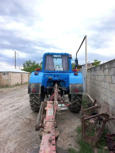 traktor qosqusu: Sənətləri qaydasında — 4