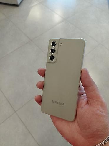 samsung sade: Samsung Galaxy S21 FE, 128 GB — 2