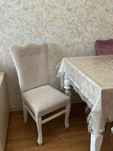 parta masa: Qonaq otağı üçün, İşlənmiş, Açılmayan, Dördbucaq masa, 6 stul — 2
