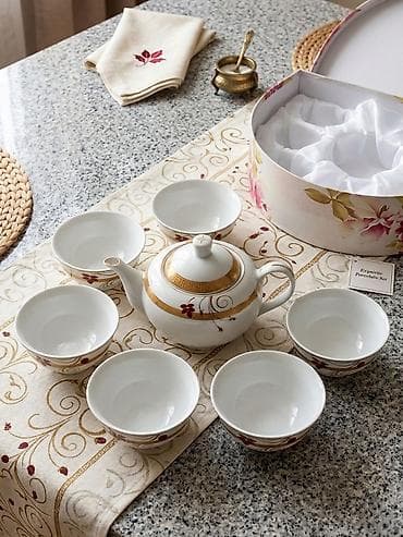 Çay dəsti, rəng - Ağ, Farfor, 6 nəfərlik, Yaponiya