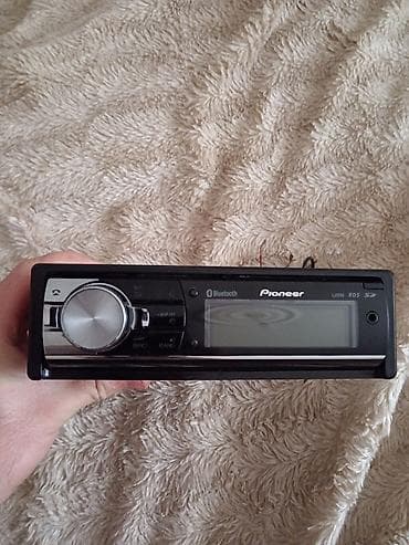 xbox 360 e: Salam Alekum 8450 bt yaxwi vezyetde demek olar coox iwdenmiyib ustunde — 2