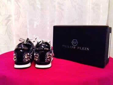 Toy paltarları və aksesuarları: Ölçü: 38, Yeni — 7