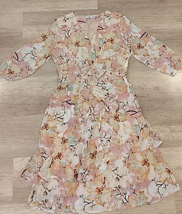 ✨ Zərif Gül Naxışlı Şifon Don ✨ 👗 Ölçü: S (36) 🎨 Rəng və Stil — 1