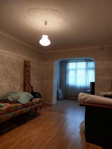 sumqayıtda 1 otaqlı evlərin qiyməti: Bakı, 4 otaqlı, Köhnə tikili, 100 kv. m — 5