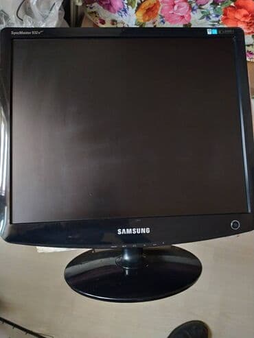 15.6 ekran: Samsung 932N LCD monitor 19 dyum VGA +TOK KABELI. YAXSI ISLEK — 1