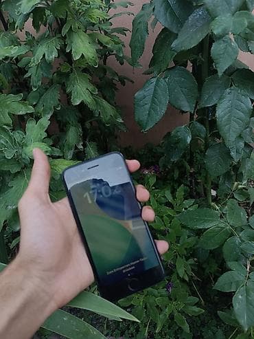 i̇phone 13 plus: IPhone 7, Qara, Barmaq izi — 1