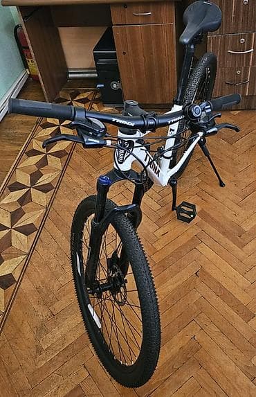 Trinx MBJ800 dağ velosipedi - Çərçivə: yüngül alüminium hardtail