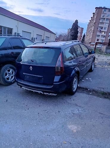 Nəqliyyat: Renault Megane: 1.5 l | 2007 il 400000 km Universal — 2