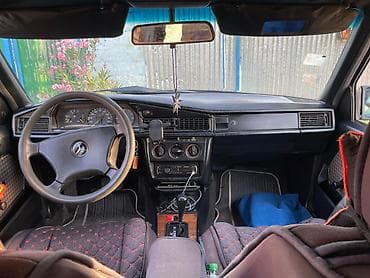 Mercedes-Benz 190 (W201): 1.8 l | 1991 il Sedan — 6