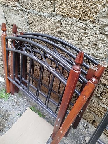 2 ədəd tək nəfərlik çarpayi. Metal çarpayı karkası və dekorativ lalafo.az -da 2 ədəd tək nəfərlik çarpayi. Metal çarpayı karkası və dekorativ