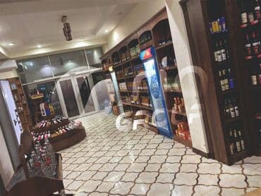 şerab evi: Sifarişlə şərab vitrinləri — 1