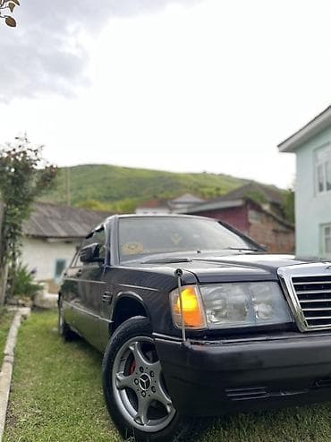 f10 m rul: Mercedes-Benz 190 (W201): 1.8 л | 1991 г. Седан — 3