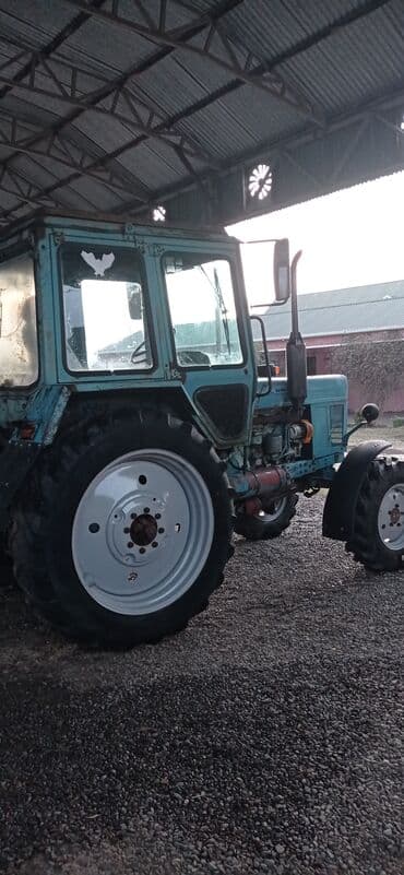 Mərmər effektli PVC panellər: Məhsul: Təkərli kənd təsərrüfatı traktoru Xüsusiyyətlər və təyinat: - — 6