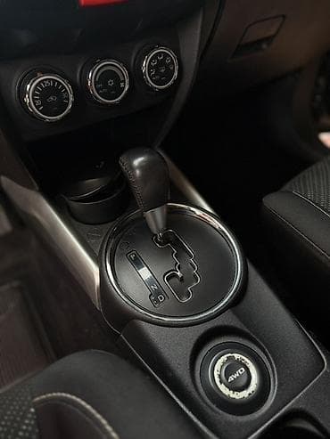 prado tekerleri: Mitsubishi ASX: 2 l | 2013 il 147000 km Krossover — 5