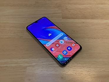 Samsung Galaxy A40, 64 ГБ, цвет - Голубой, Две SIM карты