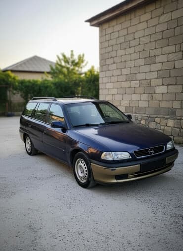 opel vectra c 2003: Opel Astra: 1.6 l | 1995 il 22444 km Universal — 1