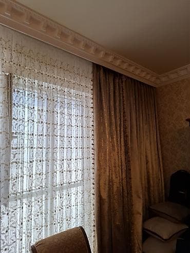 8 mart gullar: Qızılı naxışlı tül pərdə seti - Material: incə tor tül üzərində — 8
