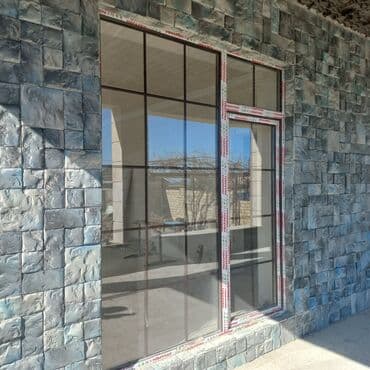 qapı setkaları: Şüşə Qapılar. SİFARİŞLƏ.

KƏYFİYƏTLİ. SƏRFƏLİ. SÜRƏTLİ — 12