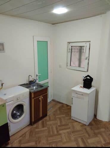 rieltor nədir: 28 may metrosu Semed Vurgun baginin yani 1/1 mertebesi 1 otaqli — 8