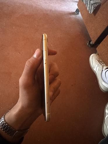 apple powerbank: IPhone 11, Ağ, Face ID — 3