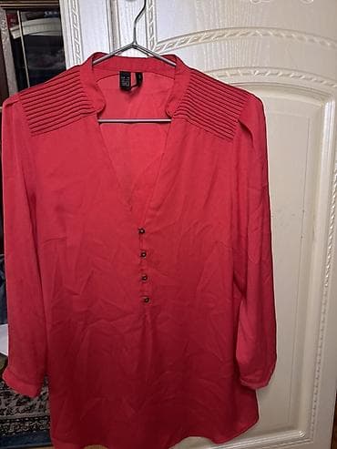 Plaşlar: Mango qadın bluzası - Rəng: parlaq qırmızı - Ölçü: EUR XS (USA XXS — 3