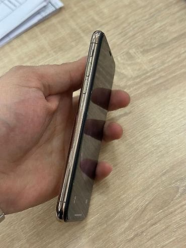 16 pro maxs: IPhone Xs, 64 GB, Qızılı, Face ID — 3
